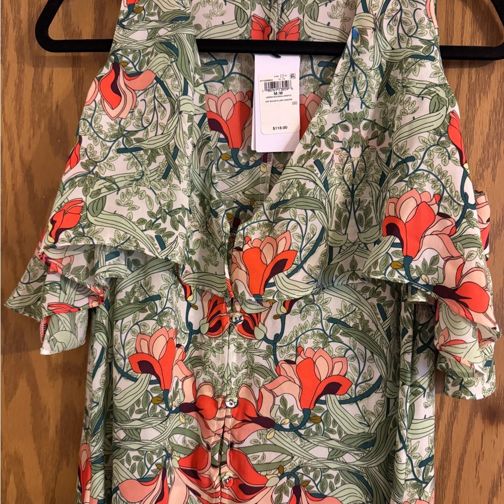 NWT Guess Floral Dress. Size Medium Jardin Nouveau Era Fle, off the Shoulder.